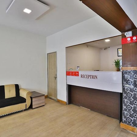 Hotel Mayura, Ankleshwar エクステリア 写真