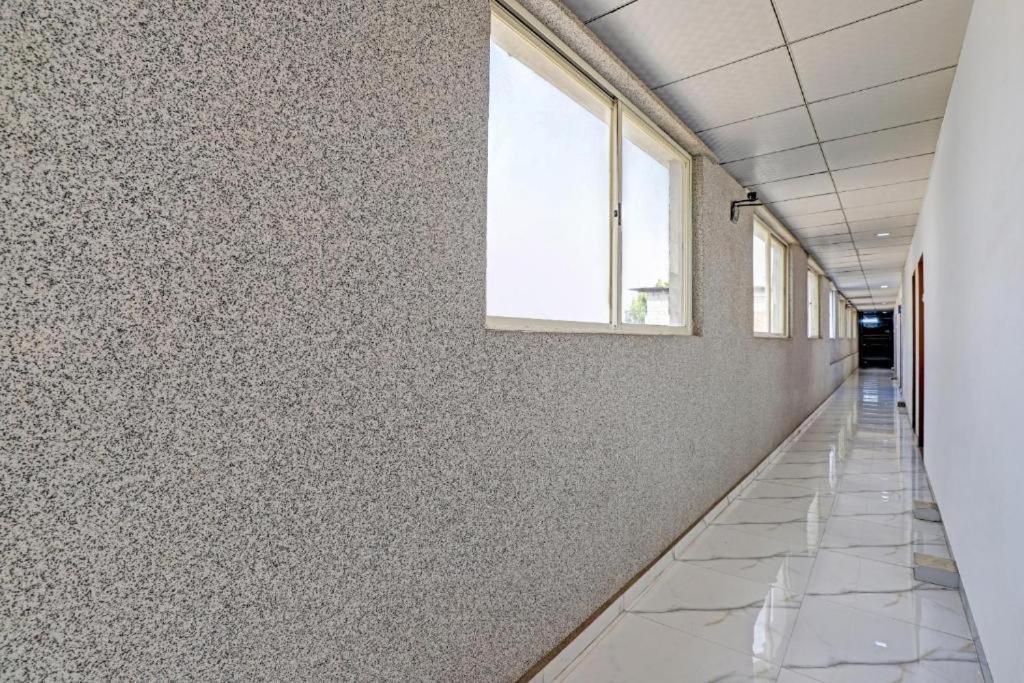 Hotel Mayura, Ankleshwar エクステリア 写真