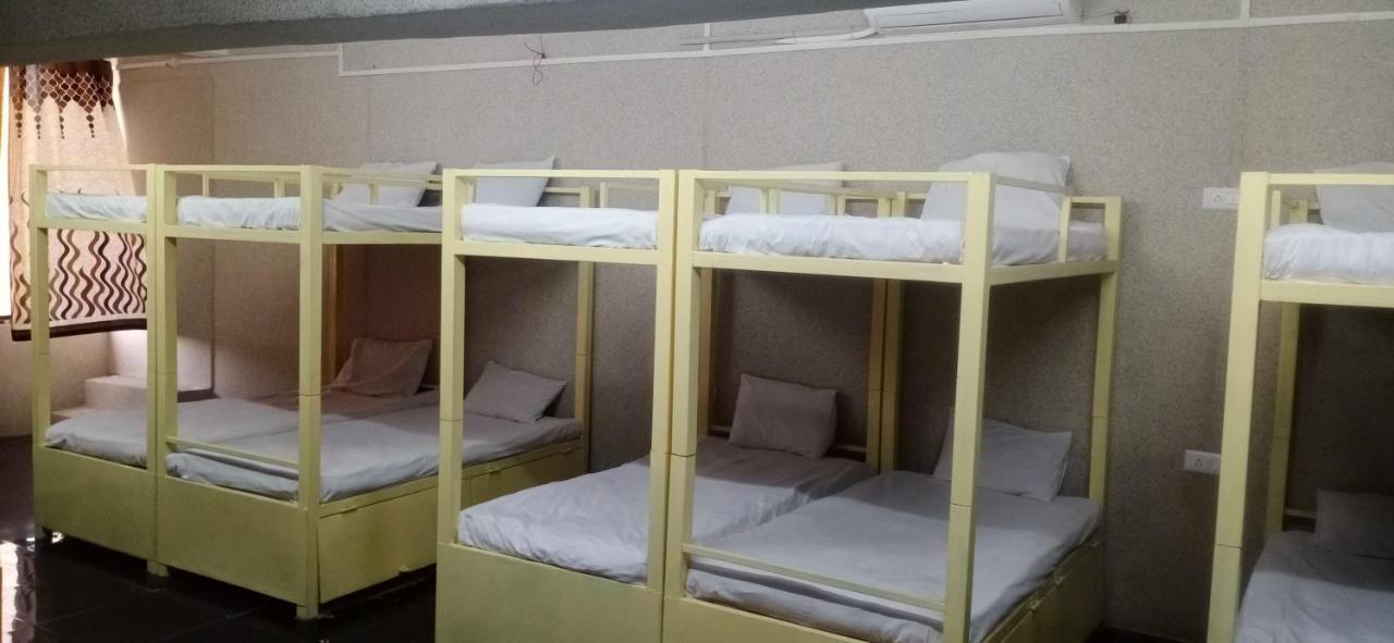 Hotel Mayura, Ankleshwar エクステリア 写真