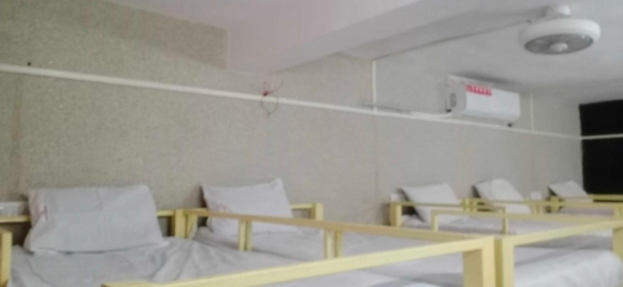 Hotel Mayura, Ankleshwar エクステリア 写真